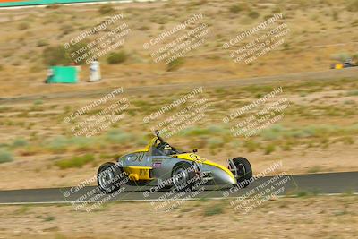 media/Jun-01-2025-CalClub SCCA (Sun) [[eae223c5dd]]/Group 3/Qualifying/